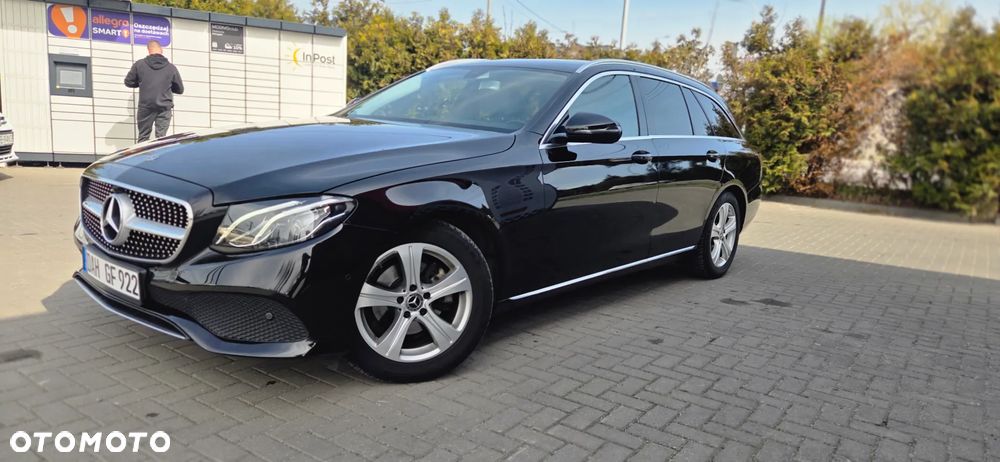 Mercedes-Benz Klasa E 220 d 9G-TRONIC - 19