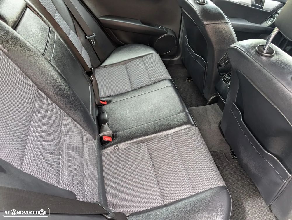Mercedes-Benz C 220 CDi Avantgarde Aut. - 11