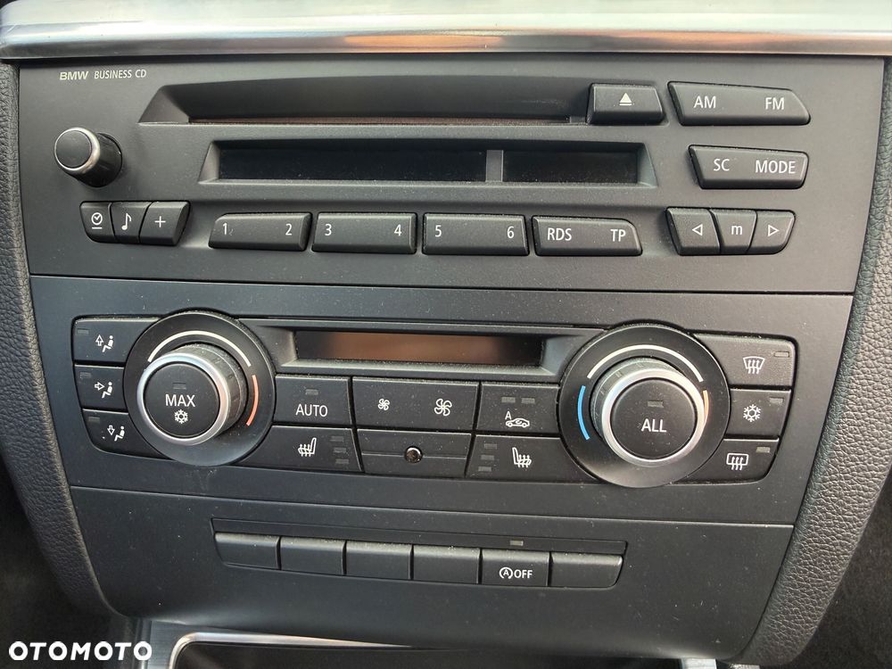 BMW Seria 1 118i - 16