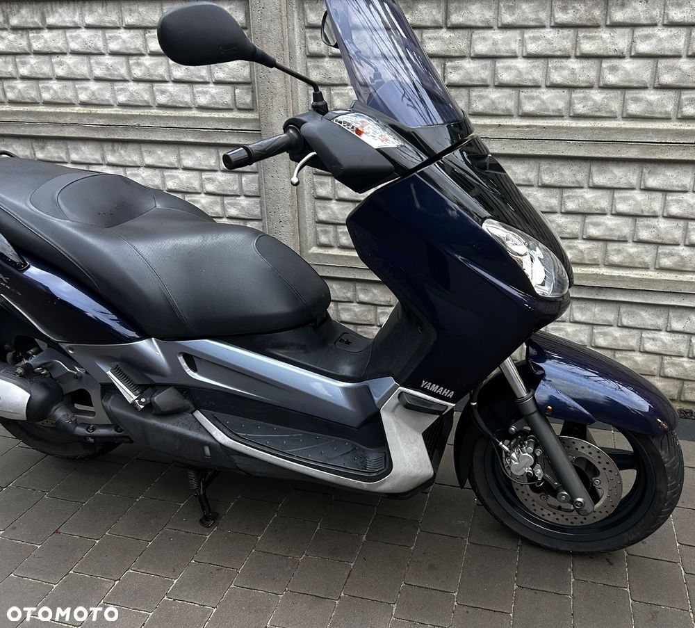 Yamaha X-max - 6