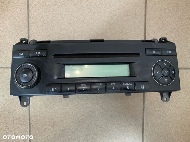 Radio Mercedes Sprinter  A9068201186 - 1