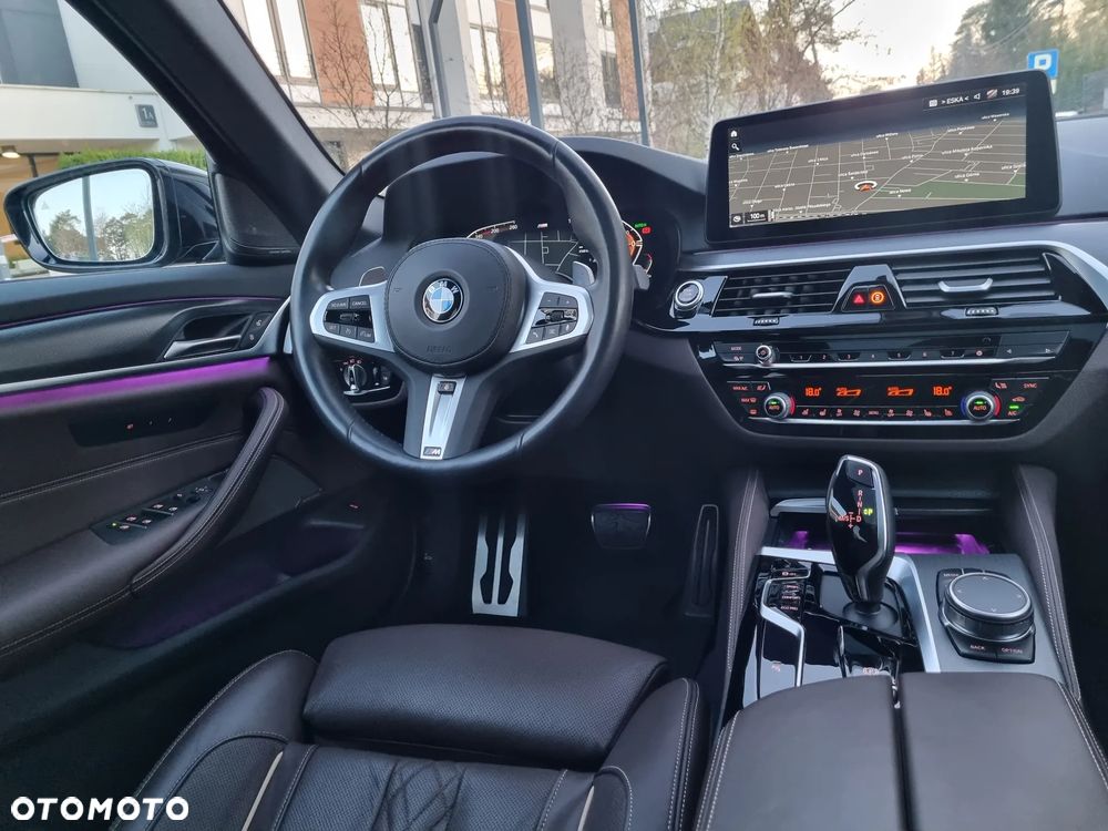 BMW Seria 5 530i xDrive mHEV M Sport sport - 20