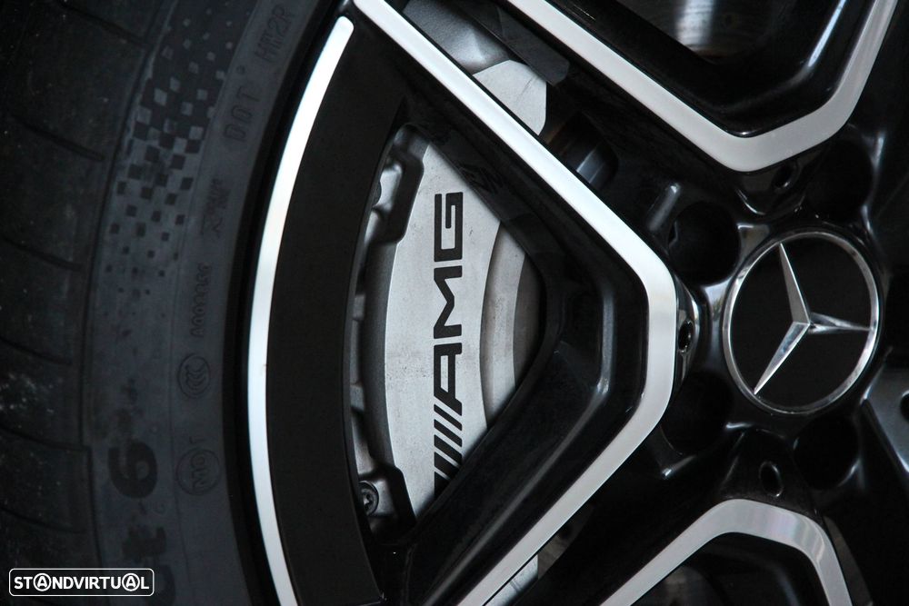 Mercedes-Benz A 35 AMG 4Matic Speedshift DCT 7G - 7