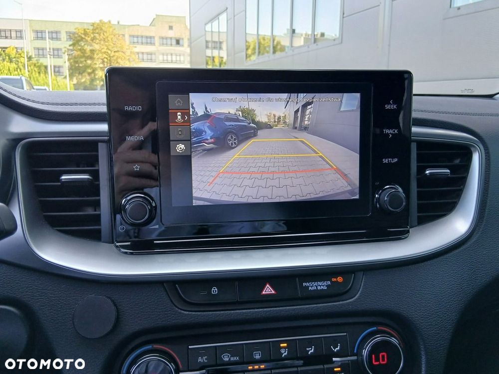 Kia Ceed 1.5 T-GDI M DCT - 17