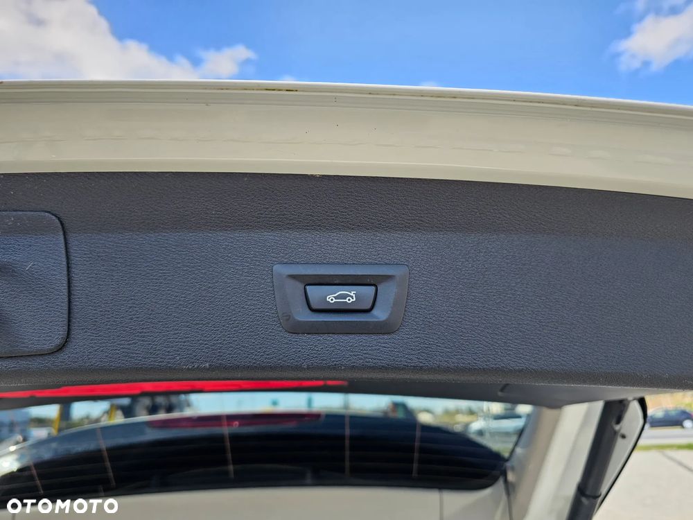 BMW X1 xDrive20d Sport Line sport - 38