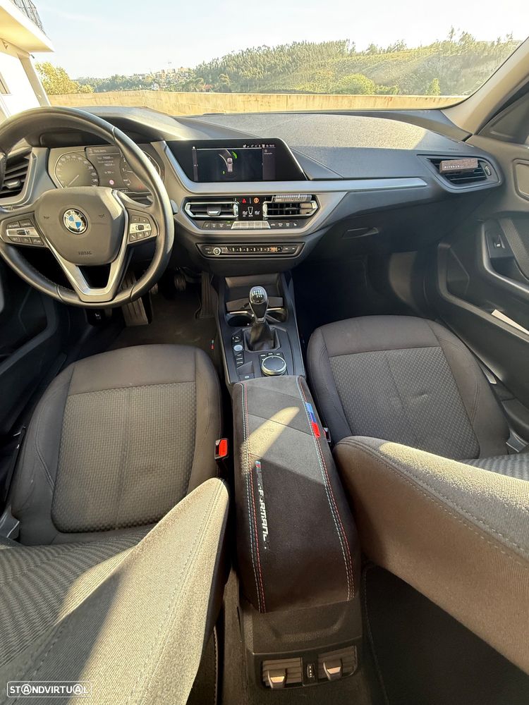 BMW 118 i - 16