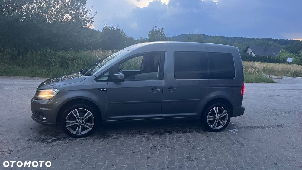 Volkswagen Caddy Maxi 2.0 TDI Trendline - 6