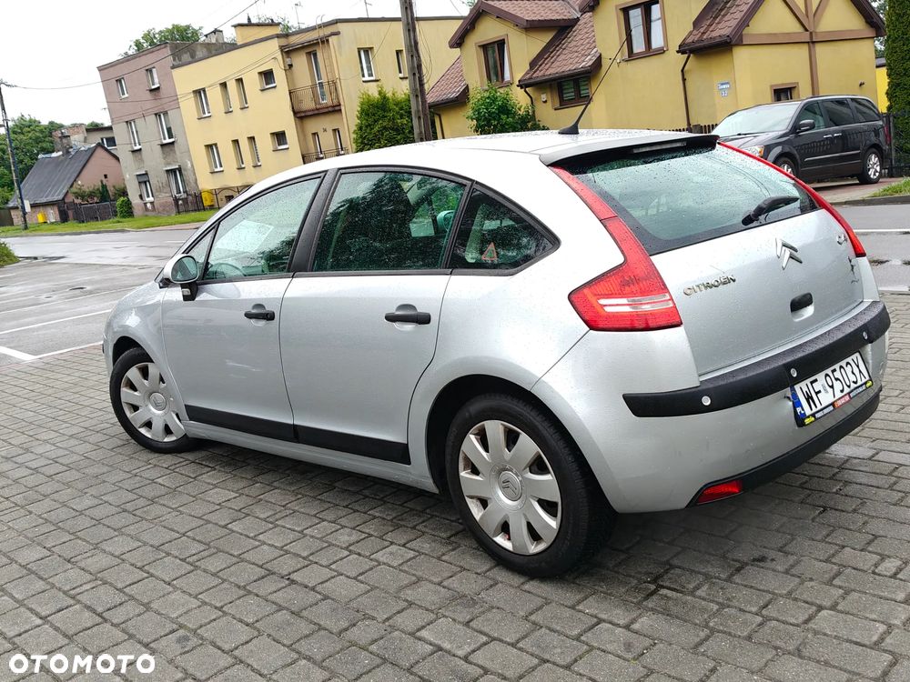 Citroën C4 1.4 16V Impress - 3