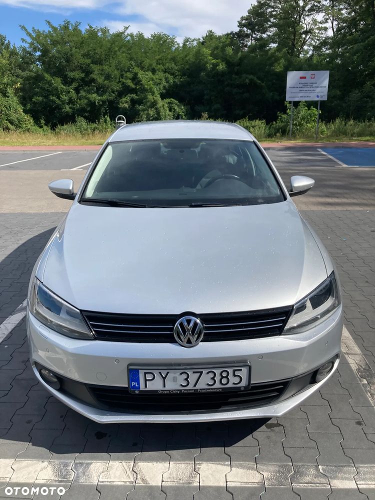 Volkswagen Jetta 1.2 TSI Comfortline - 3