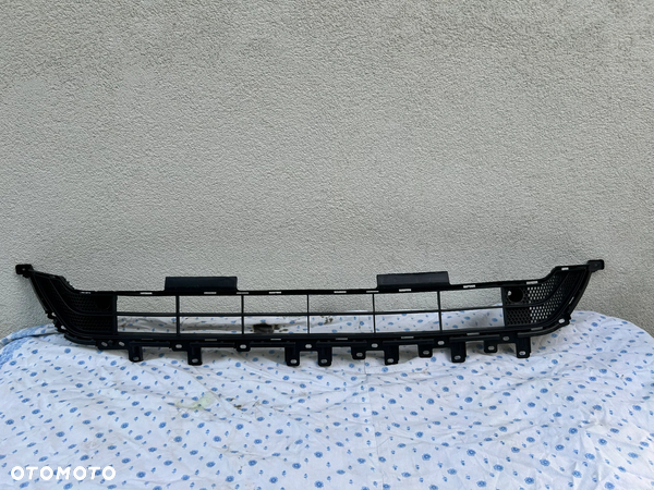 MITSUBISHI ECLIPSE CROSS LIFT GRILL ATRAPA KRATKA ZDERZAKA PRZÓD 6402A587
