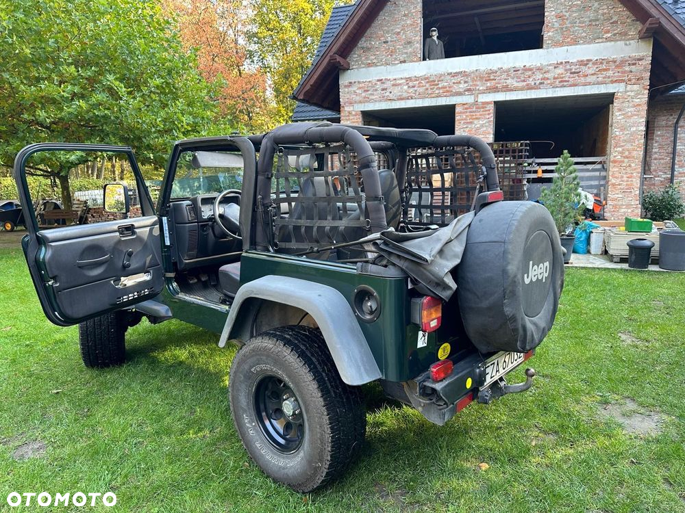 Jeep Wrangler 2.5 Sport - 14