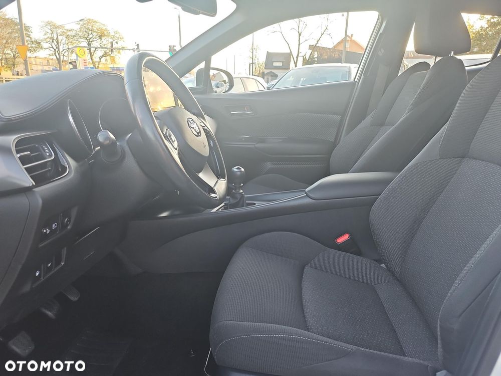 Toyota C-HR 1.2 T GPF Premium - 13
