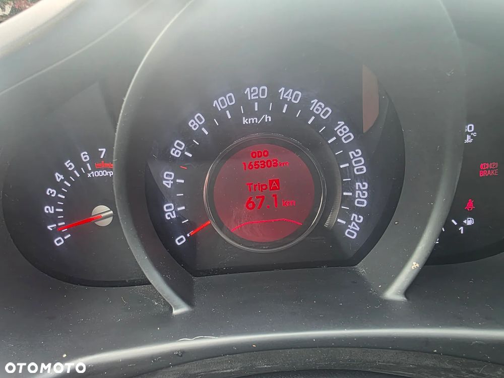 Kia Sportage - 16