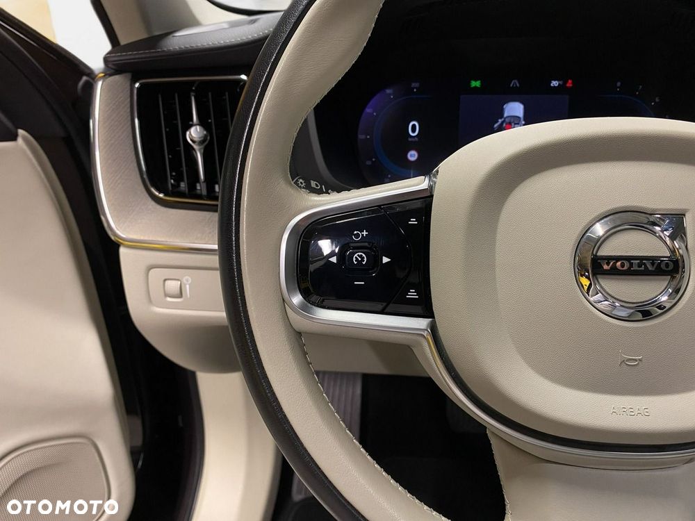 Volvo XC 60 - 23