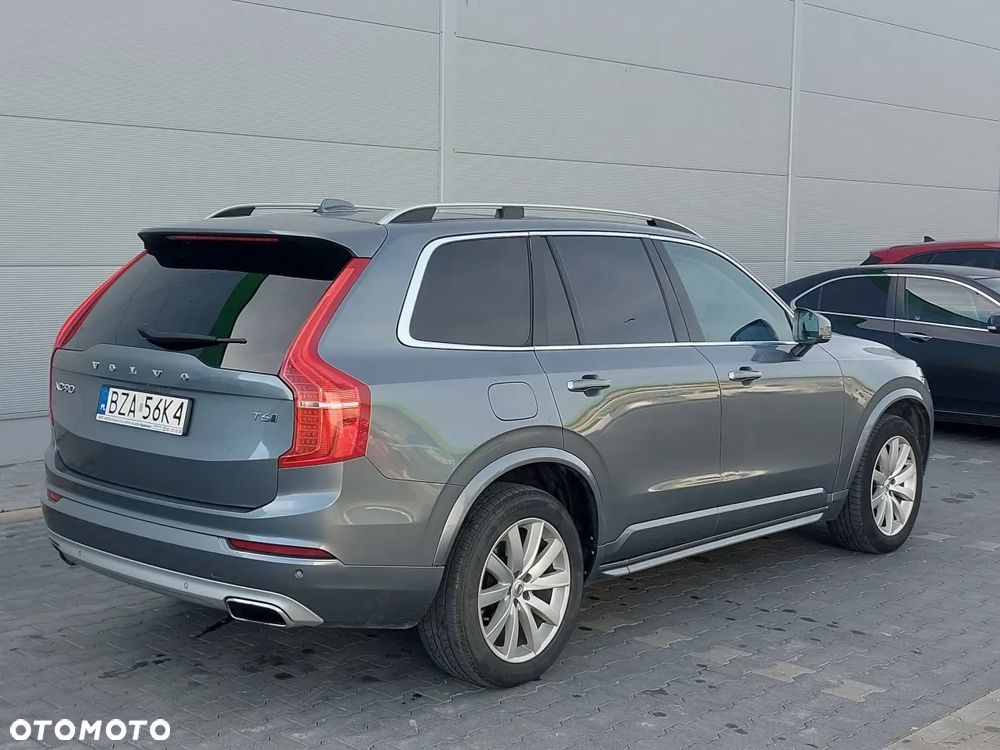 Volvo XC 90 - 16