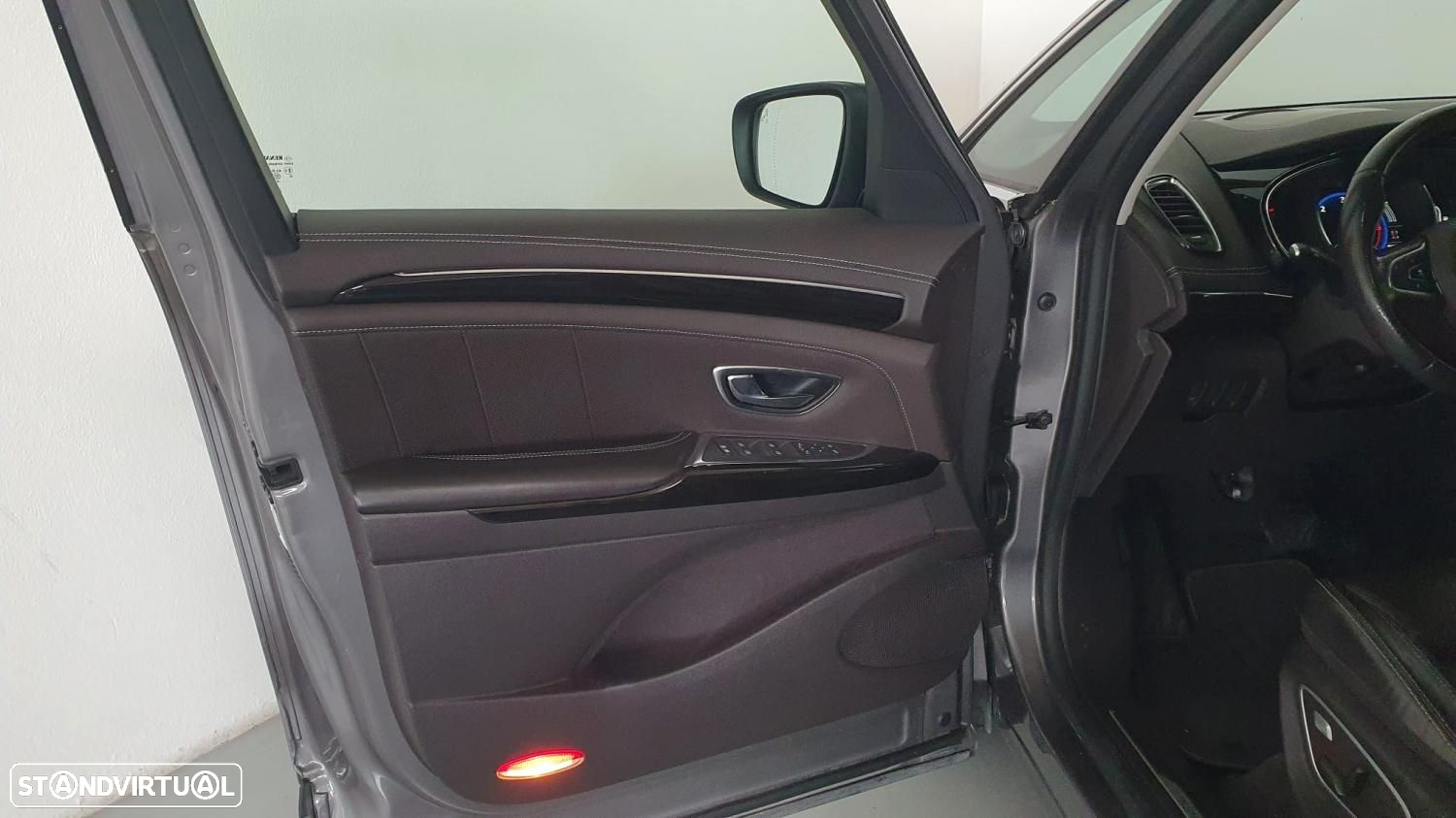 Renault Espace 1.6 dCi Initiale Paris EDC - 14