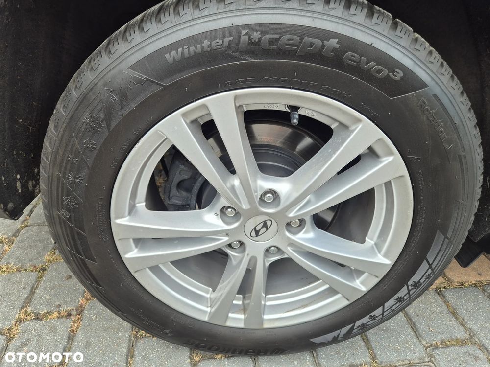 Hyundai Tucson 1.6 GDi 2WD Pure - 12
