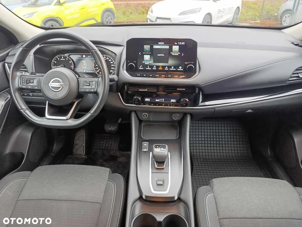 Nissan Qashqai 1.3 DIG-T N-Connecta DCT - 18