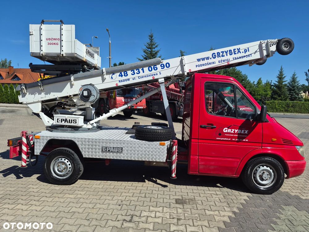 Mercedes-Benz Sprinter - 5