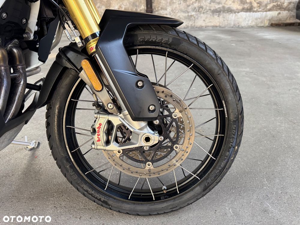 Triumph Tiger - 5