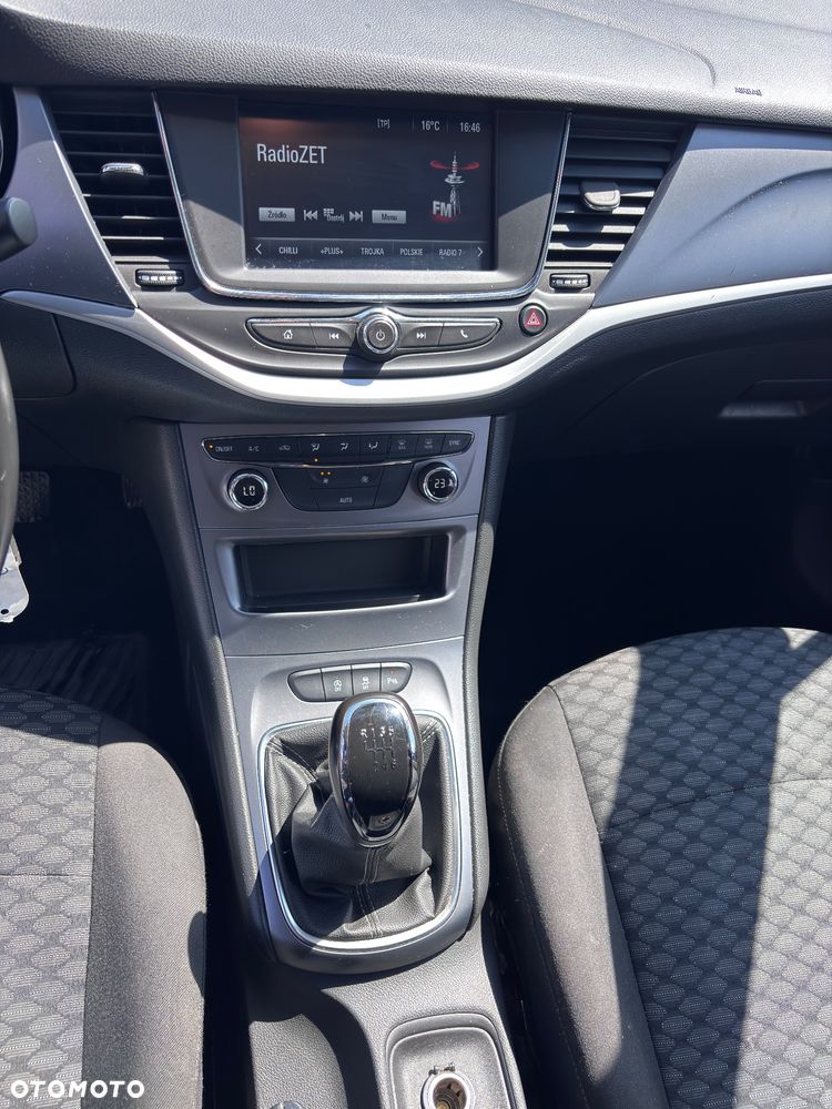 Opel Astra 1.6 CDTI Dynamic - 3