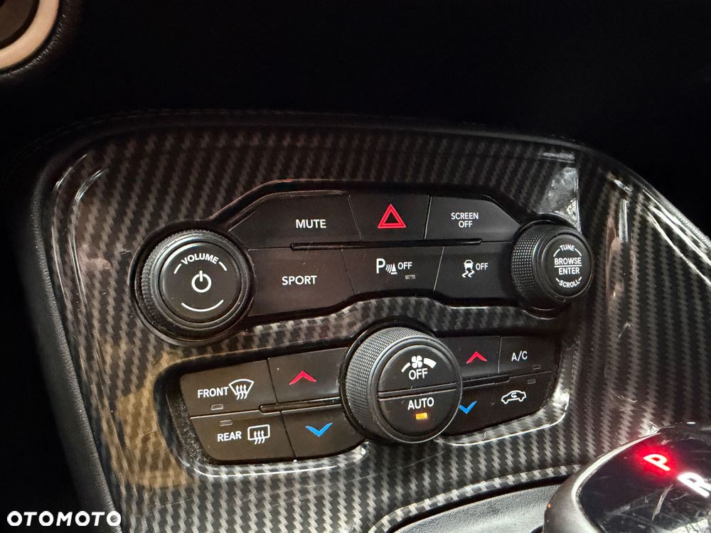 Dodge Challenger 5.7 R/T - 15