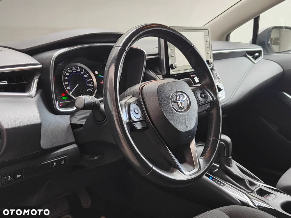 Toyota Corolla - 16