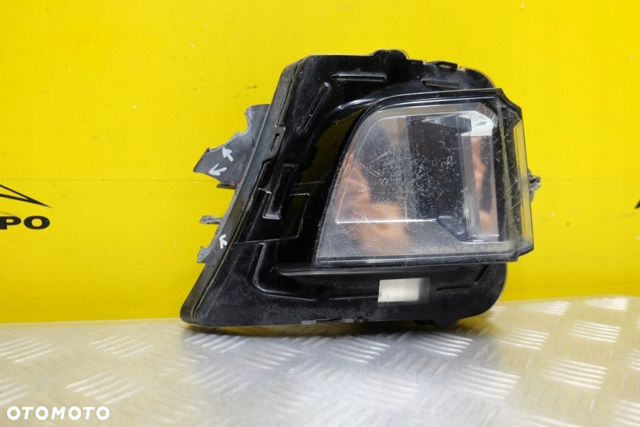 CADILLAC XTS 2018 2019 HALOGEN LAMPA LED DRL R USA - 3