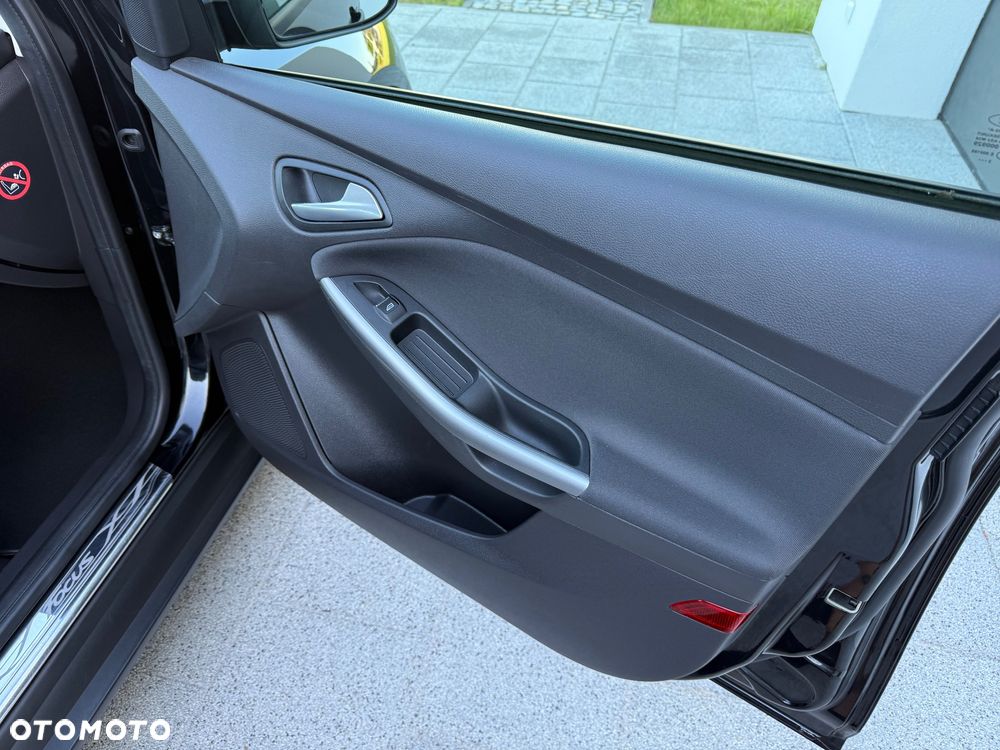 Ford Focus 1.0 EcoBoost Start-Stopp-System Champions Edition - 21