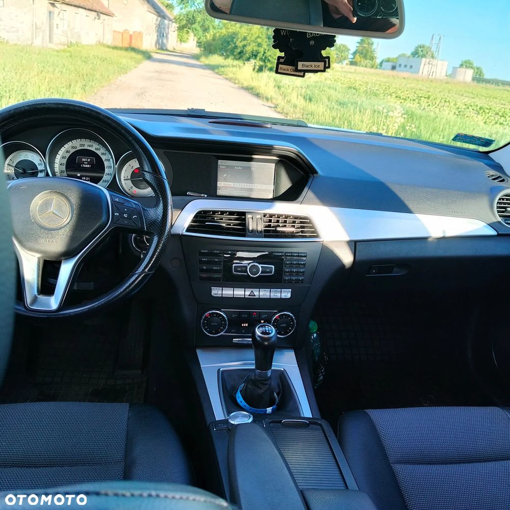 Mercedes-Benz Klasa C 200 CDI Avantgarde Edition - 6