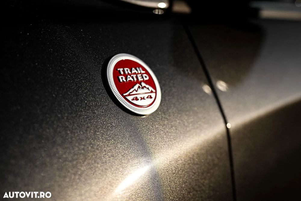 Jeep Compass 2.0 M-Jet 4x4 AT9 Low Trailhawk - 6