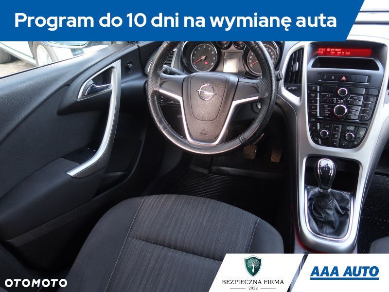 Opel Astra - 8