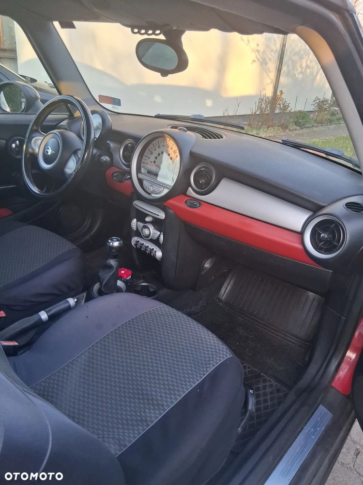 MINI Cooper Standard - 5
