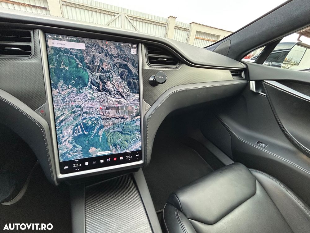 Tesla Model S 85D Allradantrieb Performance - 35