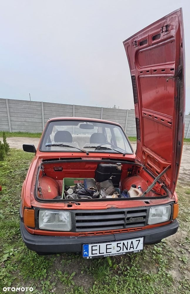 Skoda 105 L - 7