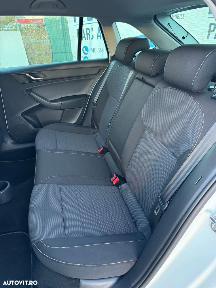 Skoda Rapid 1.2 TSI Ambition - 14