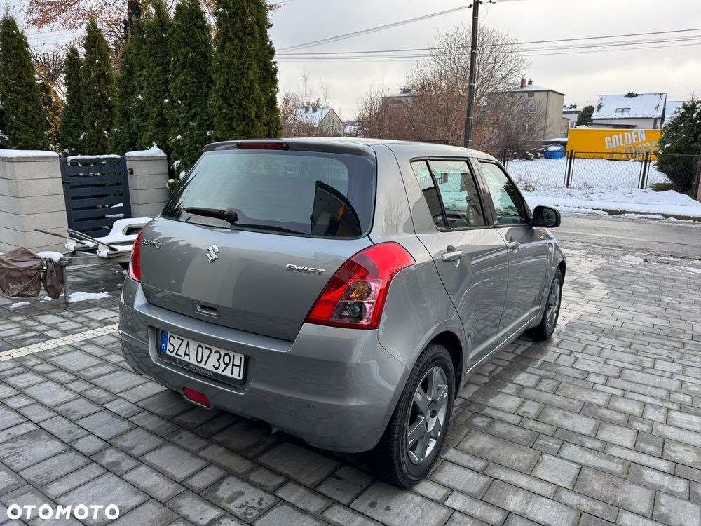 Suzuki Swift - 7