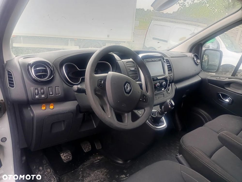 Renault trafic - 7