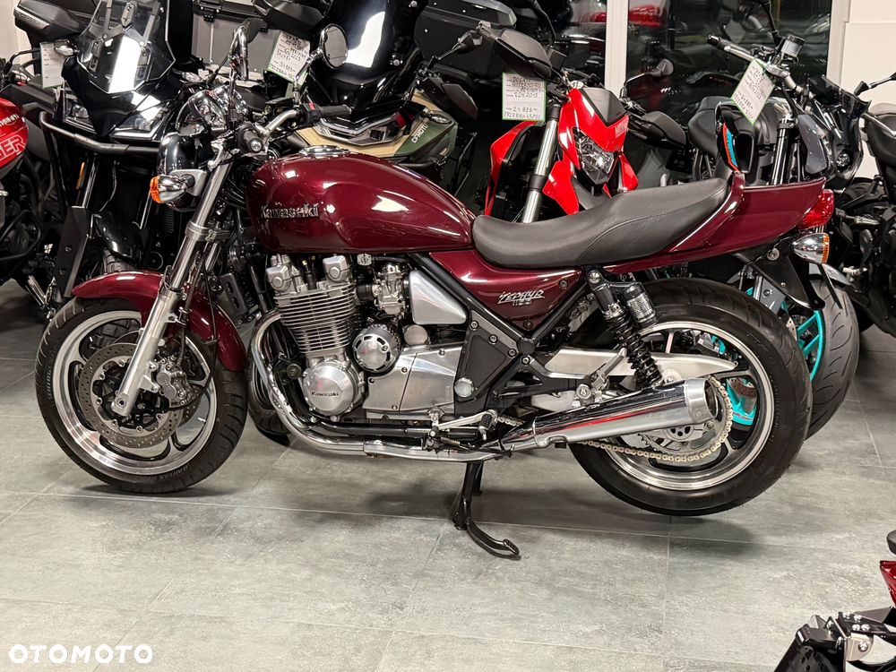 Kawasaki Zephyr - 30
