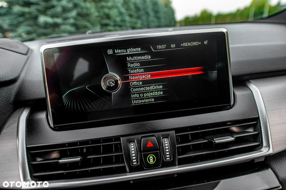 BMW Seria 2 220d xDrive M Sport - 31