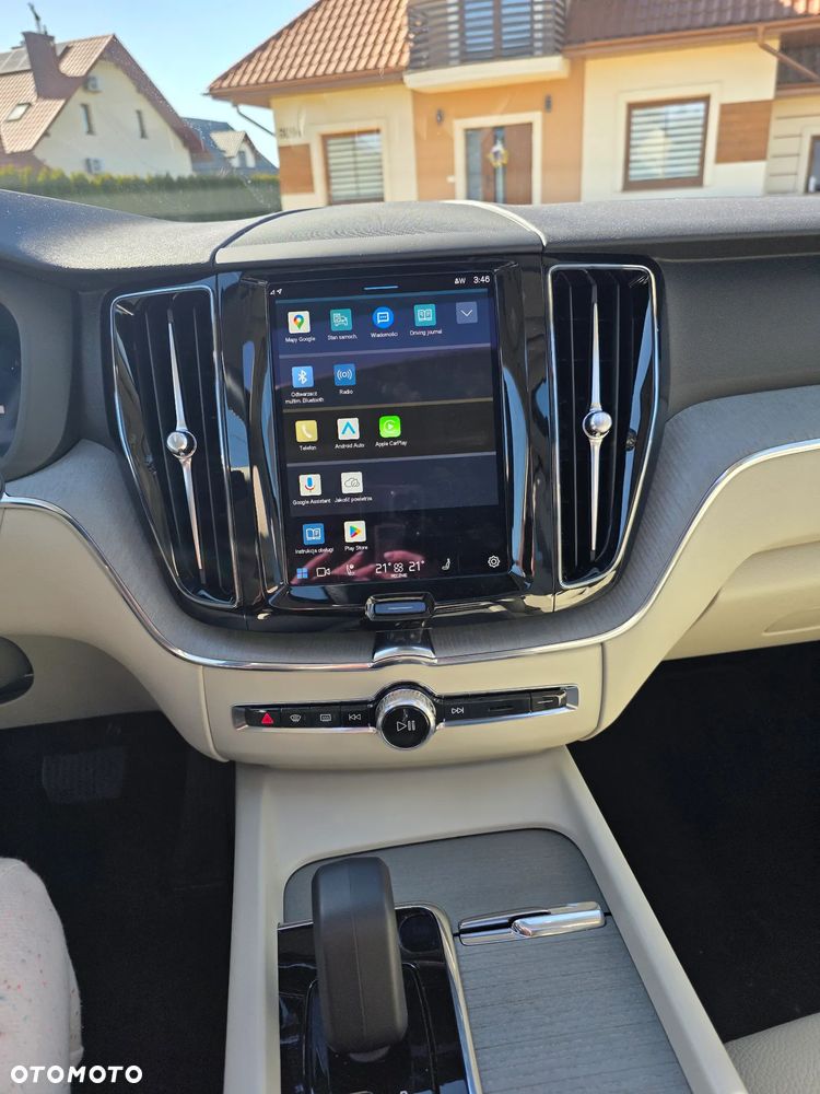 Volvo XC 60 B5 B AWD Ultimate Black Edition - 24