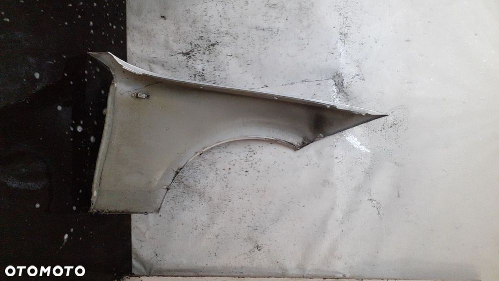 * BŁOTNIK PRZEDNI PRZOD  LEWY BMW 1 E81 E82 E87 E88 DO MALOWANIA TITANSILBER 354 - 4