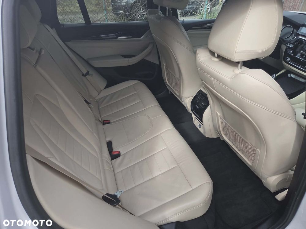 BMW X3 xDrive30i GPF xLine sport - 12