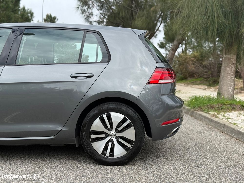 VW Golf - 13