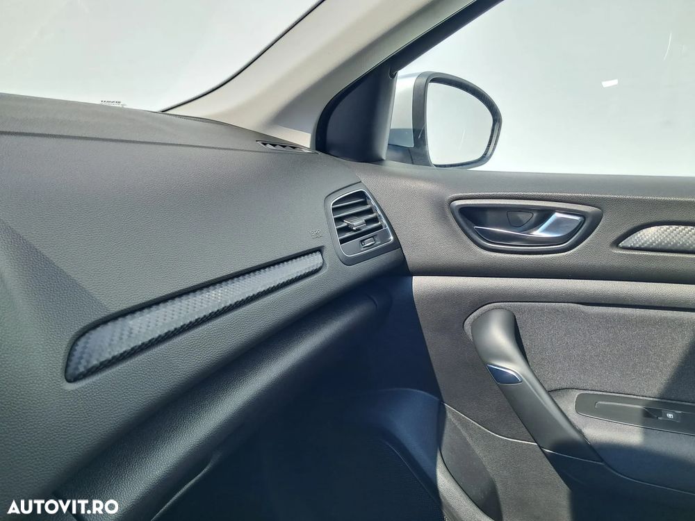 Renault Megane Blue dCi 116 Zen - 25