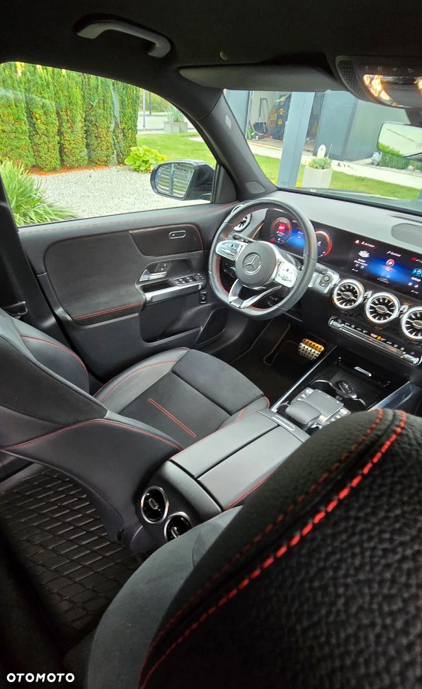 Mercedes-Benz GLB 250 8G-DCT AMG Line - 34