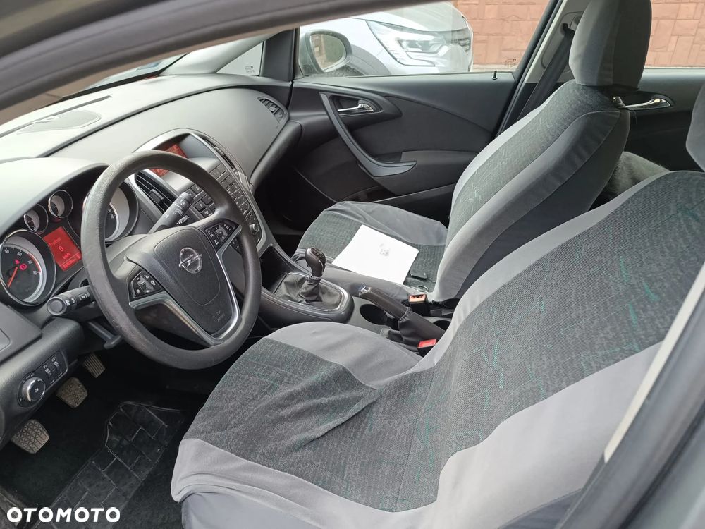 Opel Astra - 9