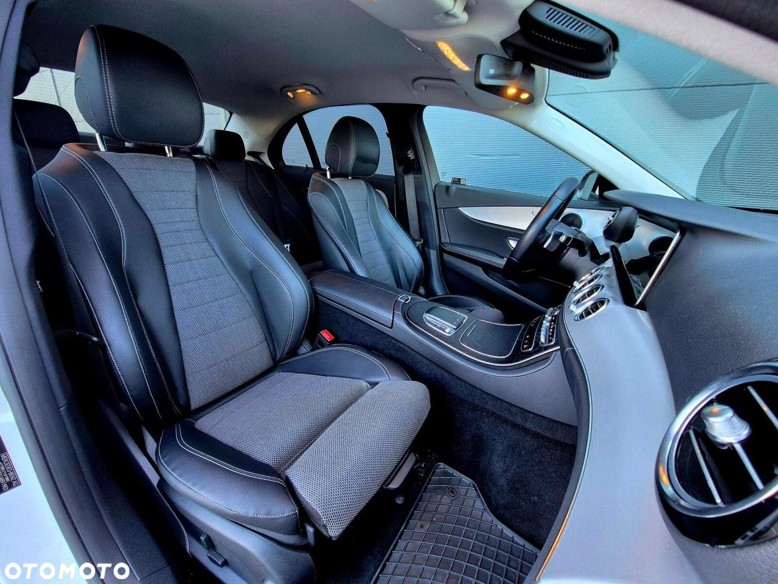 Mercedes-Benz Klasa E 200 AMG/Avantgarde - 14