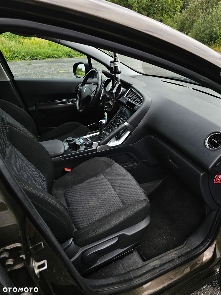 Peugeot 3008 - 16