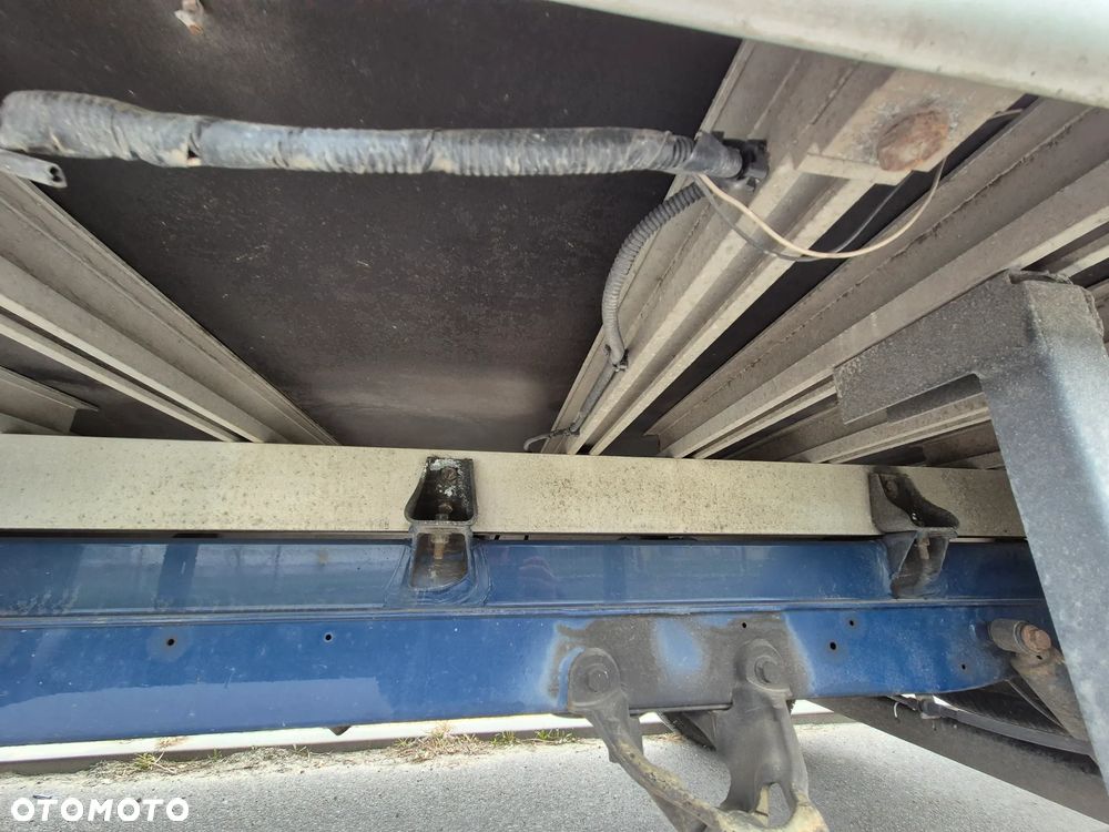 Volkswagen Crafter - 13